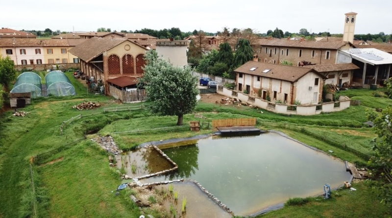 Agriturismo_piscina_bambini_lombardia