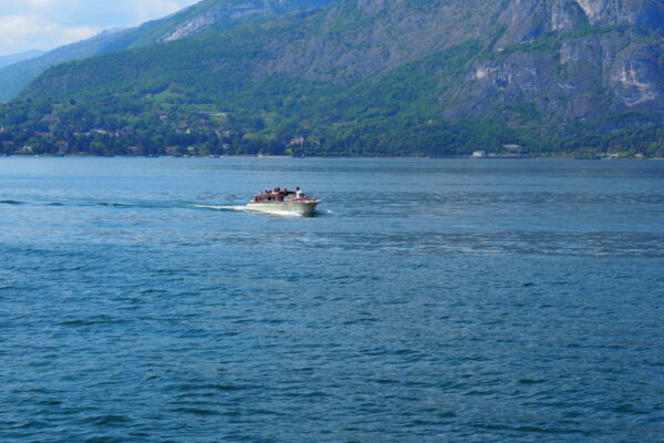 Giro in barca sul Lago di Como