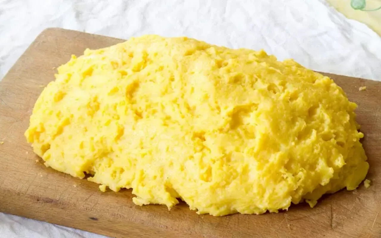 Il trucco dei nonni per una polenta morbida e gustosa come vuoi tu, senza fatica