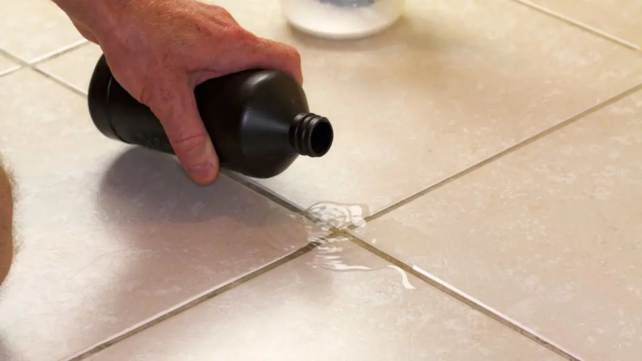 Non usare prodotti aggressivi sul gres porcellanato